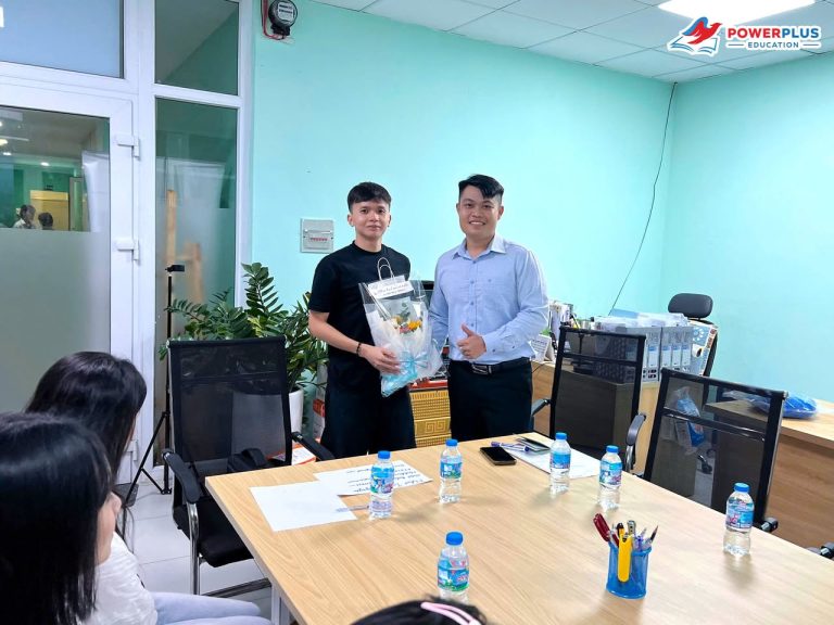 Nguyễn Nhật Trường chính thức khởi hành sang Đức